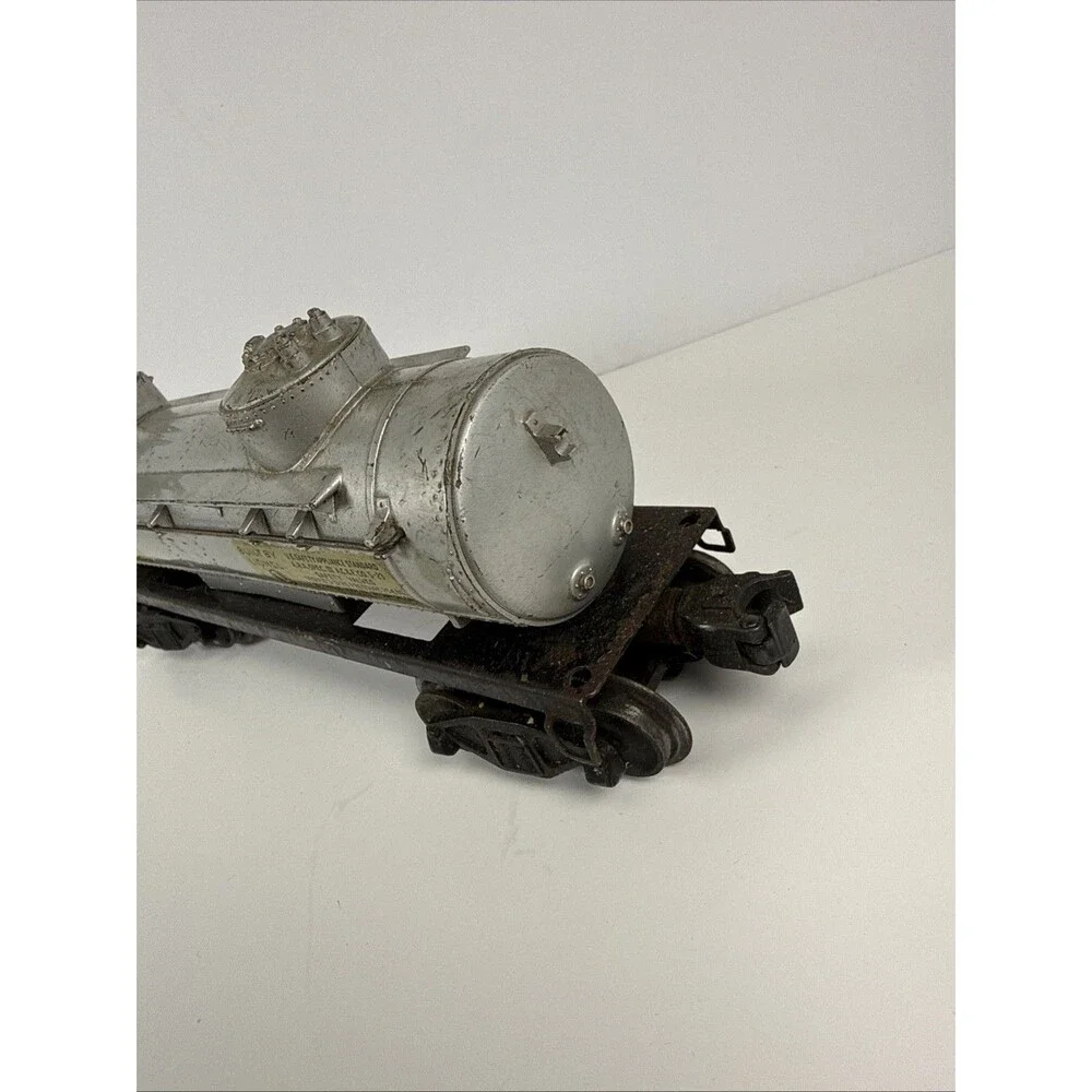 Vintage O Gauge Lionel 6465 Sunoco 2-Dome Tank Car